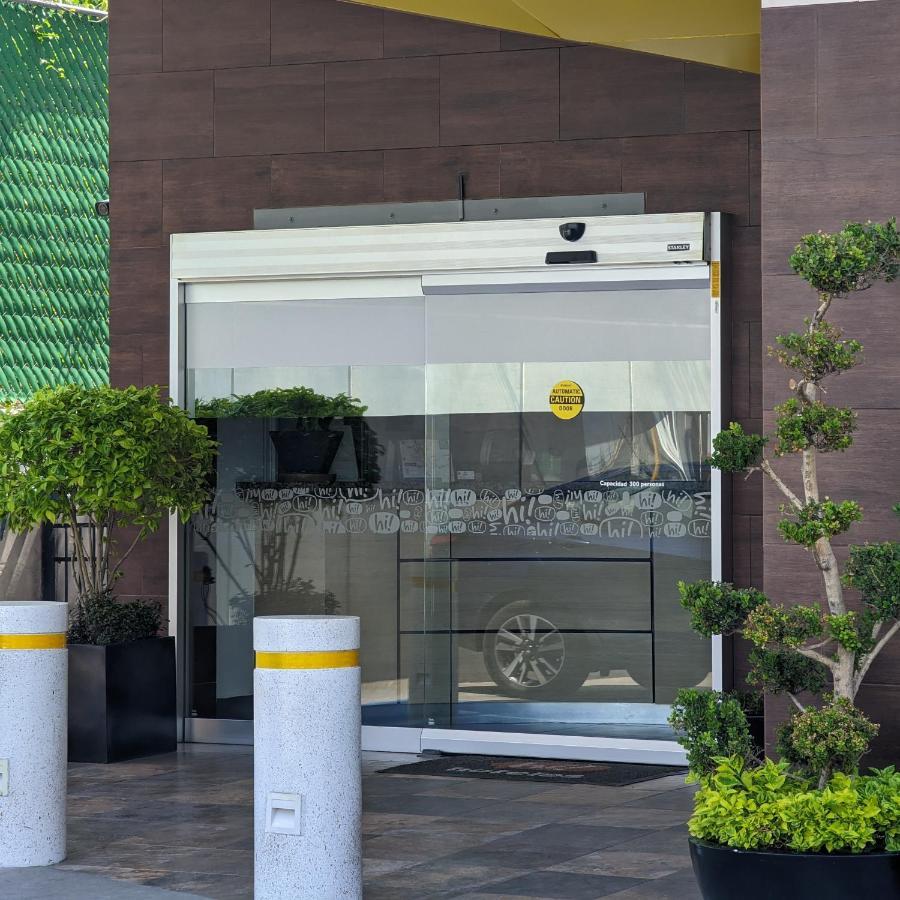 Hotel Hi! ケレタロ エクステリア 写真